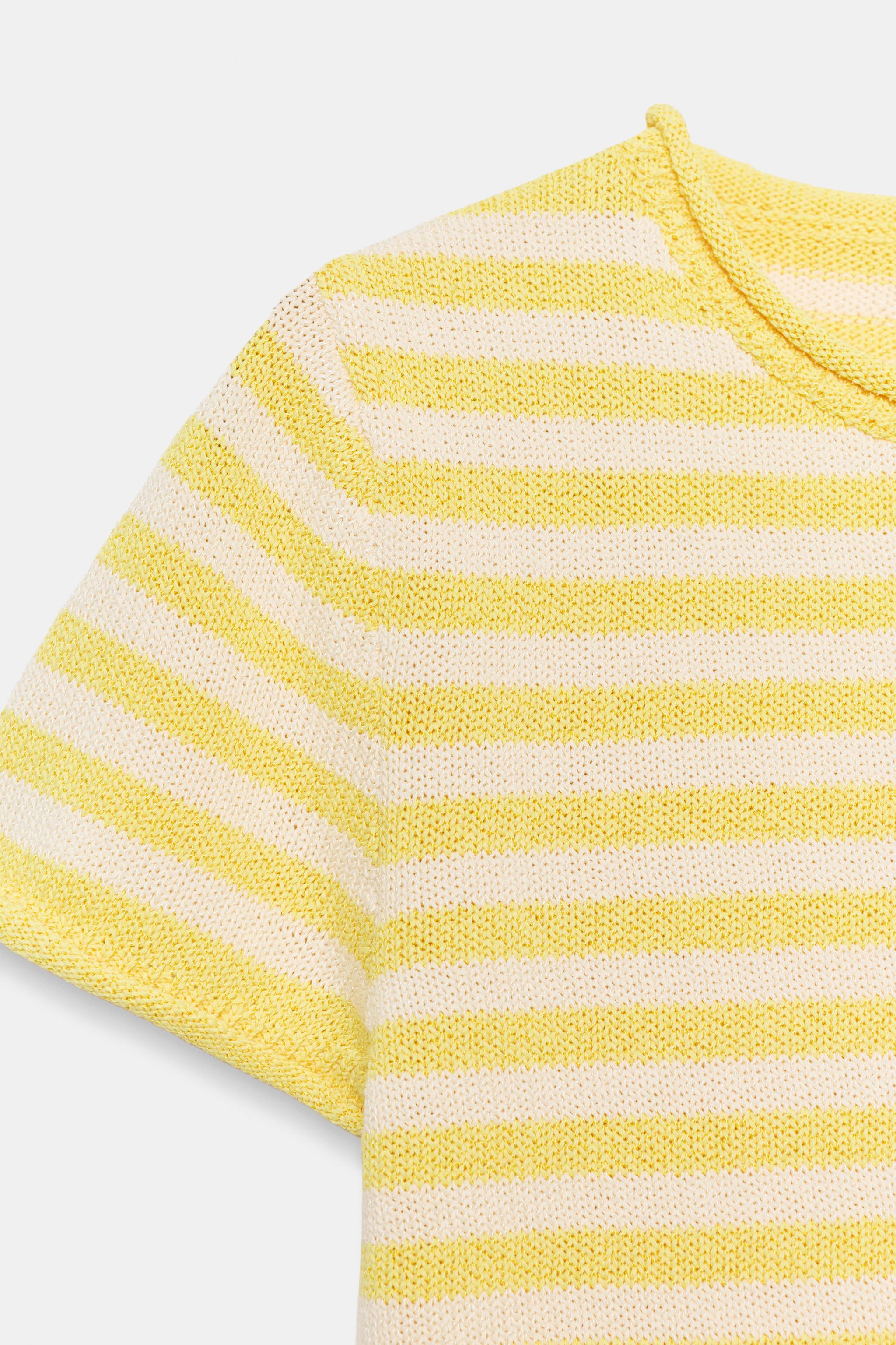 STRIPED KNIT CROP TOP